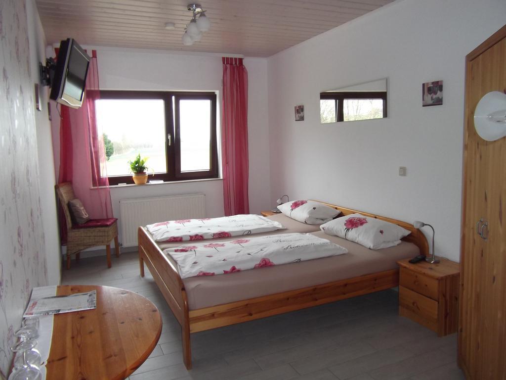 Pension Und Weingut Hirschhof Offenheim Esterno foto